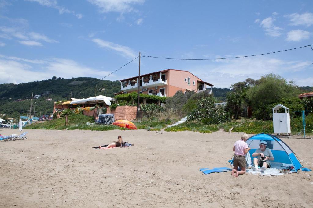 Dandidis Seaside Pension Agios Gordios  Exterior photo